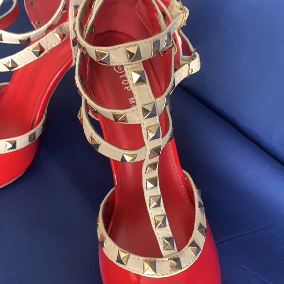 Top Moda Red Pumps, NIB (only Sz 5.5 currently available) - Picture 2 of 7